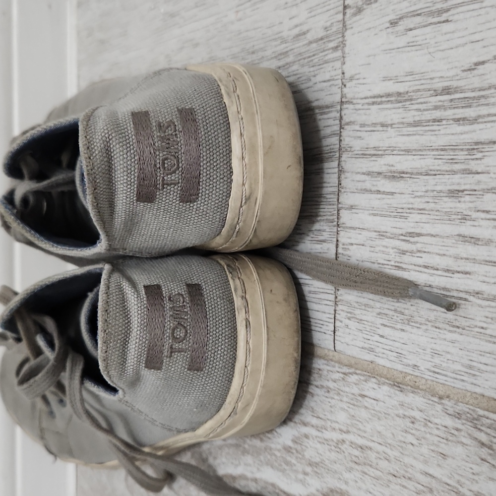 💣 5 For $20 Toms Gray Women's Sneakers - Picture 2 of 9